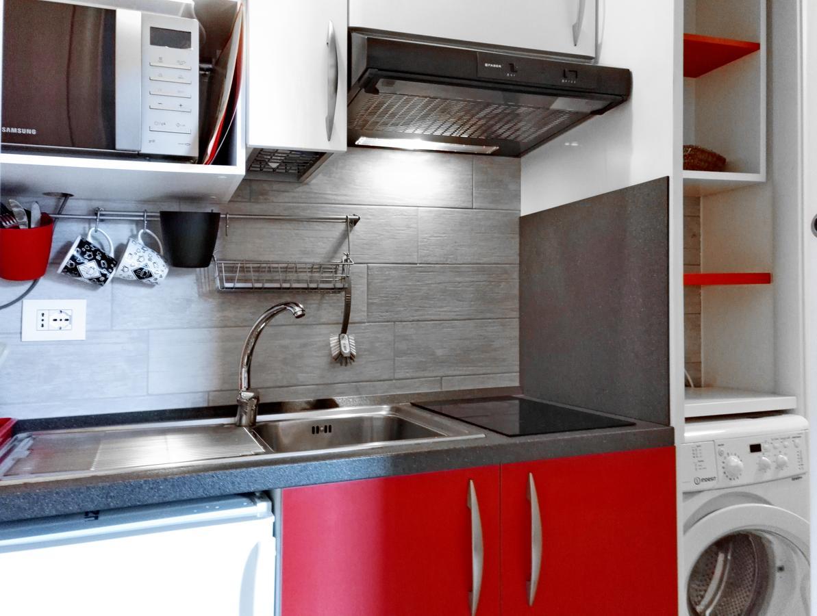 Bnbutler - Col Di Lana - Navigli Apartment - Darsena ミラノ エクステリア 写真