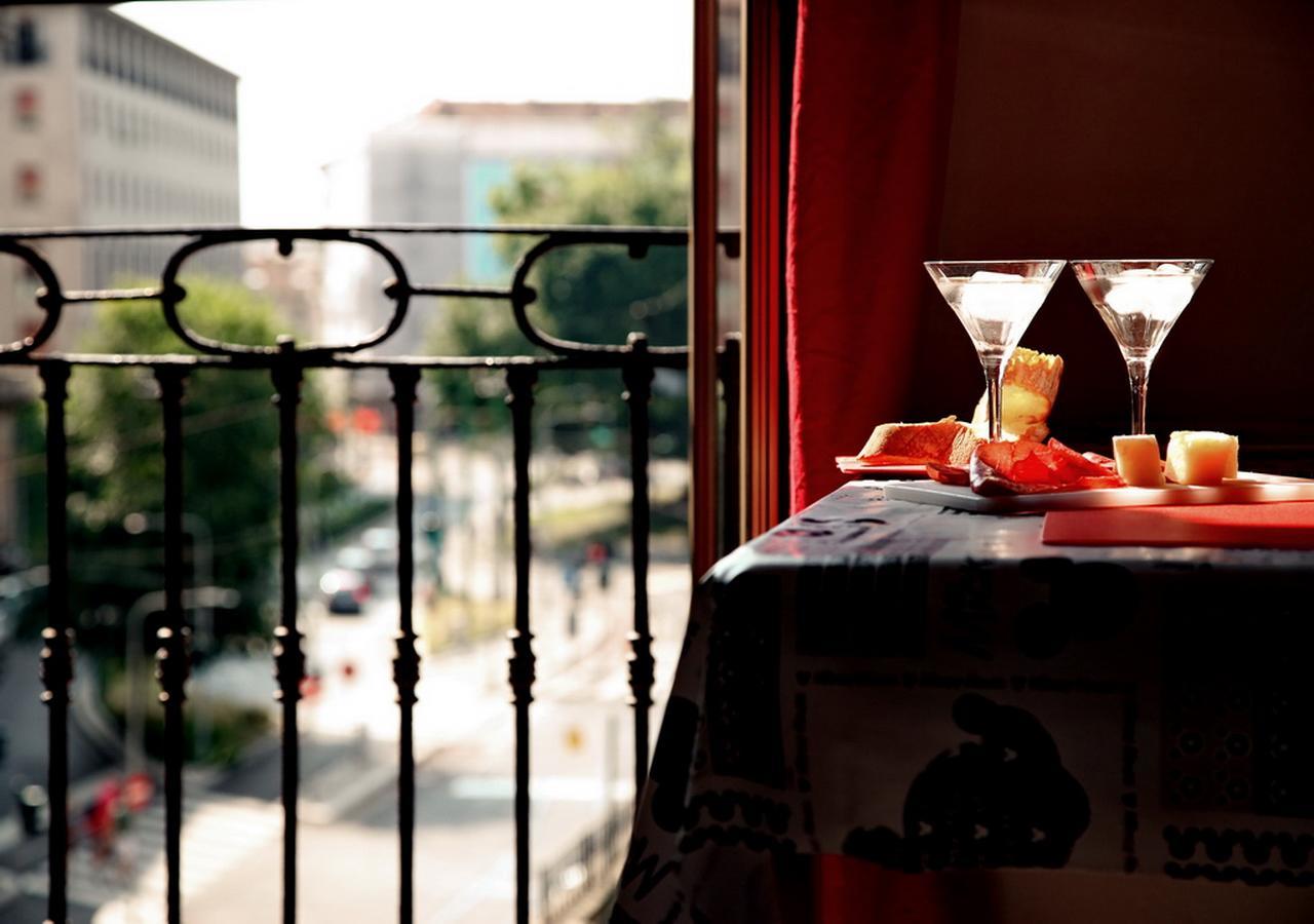 Bnbutler - Col Di Lana - Navigli Apartment - Darsena ミラノ エクステリア 写真